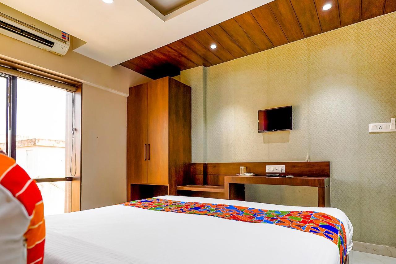 Fabhotel Eros 211 - Nr Sreebhumi Колката Екстер'єр фото
